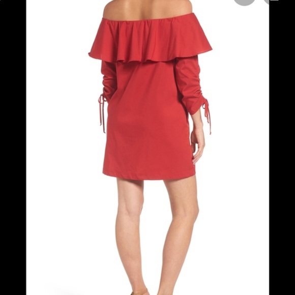 Ruffles dress with pockets! - Picture 11 of 14